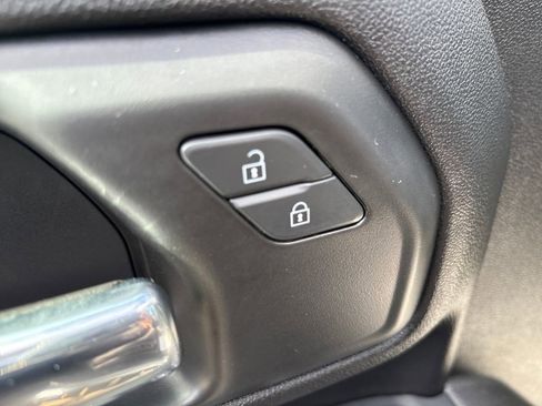 Certified 2024 Chevrolet Silverado 2500 Custom w/ Custom Convenience Package image 18