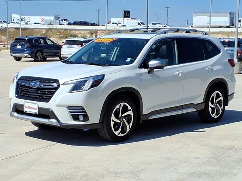 Used 2022 Subaru Forester Touring w/ Popular Package #3 image 5