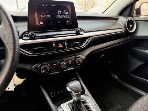 Used 2020 Kia Forte LXS image 16