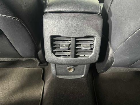 Used 2019 Ford Fusion Titanium image 34