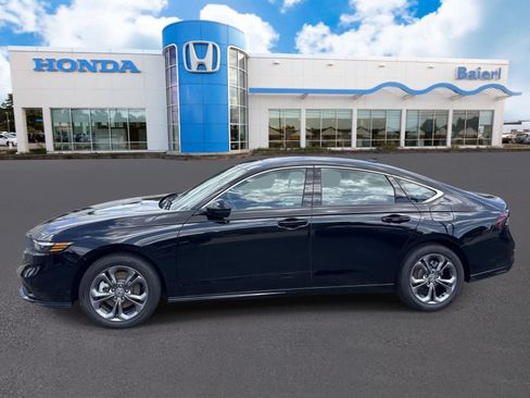 Used 2025 Honda Accord EX-L image 2