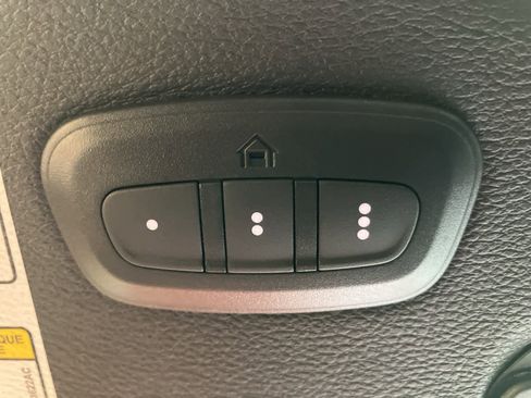 Used 2021 Jeep Wrangler Unlimited Sahara w/ Uconnect 4C Nav & Sound Group image 22