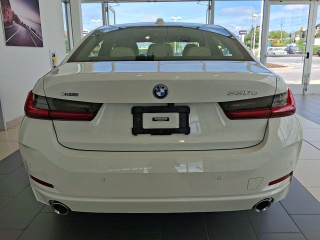 Certified 2023 BMW 330e xDrive w/ Premium Package AWD/4WD image 5