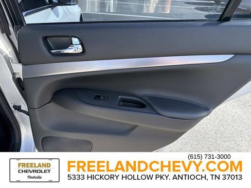 Used 2012 INFINITI G37 x w/ Premium Pkg image 19