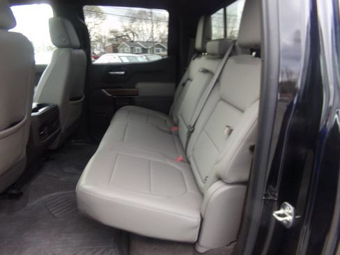 Used 2020 Chevrolet Silverado 1500 RST image 25