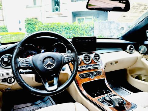Used 2018 Mercedes-Benz C 300 Sedan image 11