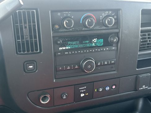 Certified 2021 Chevrolet Express 2500 w/ Driver Convenience Package image 25