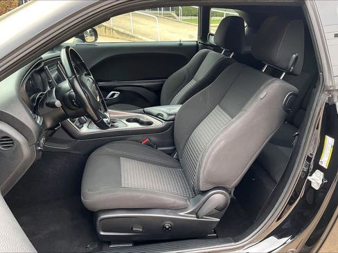 Used 2021 Dodge Challenger SXT w/ Blacktop Package image 7