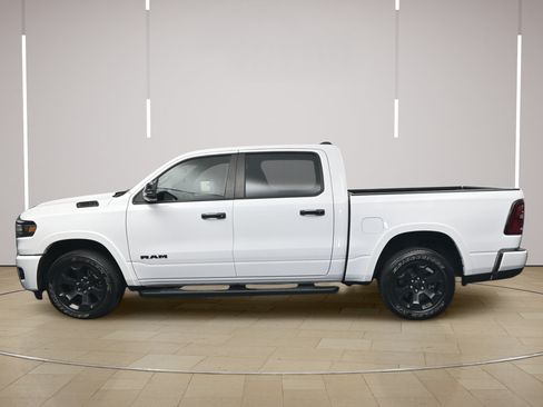 Used 2025 RAM 1500 Big Horn AWD/4WD image 2