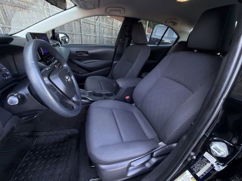 Used 2023 Toyota Corolla LE FWD image 23