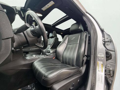 Used 2016 Chrysler 300 S AWD/4WD image 20