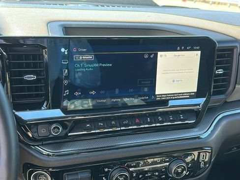 Used 2024 Chevrolet Silverado 1500 ZR2 w/ Technology Package AWD/4WD image 20