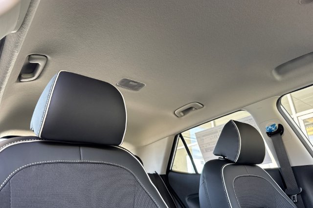 New 2026 Hyundai Venue SEL FWD image 16