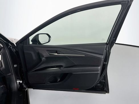 Used 2025 Toyota Camry LE w/ Convenience Package FWD image 36