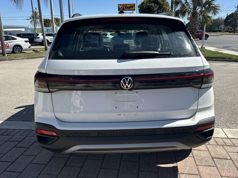 New 2026 Volkswagen Taos S FWD image 7