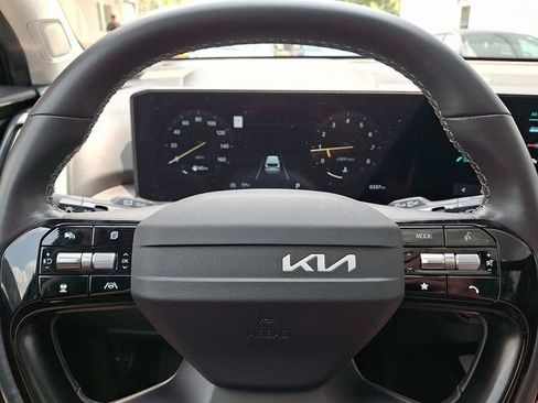 Certified 2026 Kia Sorento SX AWD/4WD image 14