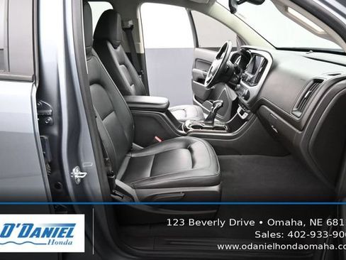 Used 2022 GMC Canyon Elevation w/ Elevation Premium Package AWD/4WD image 39