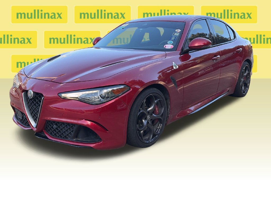 Used 2017 Alfa Romeo Giulia Quadrifoglio RWD image 15