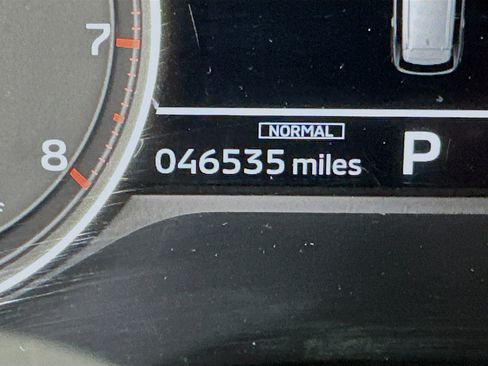 Used 2024 Mitsubishi Outlander SE image 19