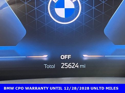 Certified 2024 BMW X7 xDrive40i w/ Premium Package image 2