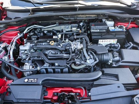 Certified 2022 Toyota Corolla Cross XLE w/ Convenience Package FWD image 18