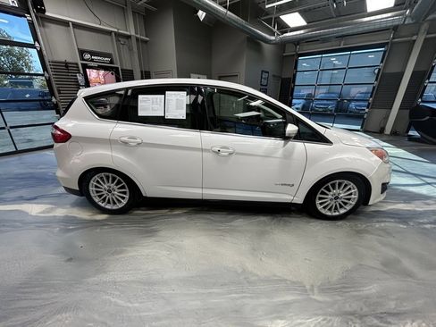 Used 2016 Ford C-MAX SEL w/ Equipment Group 302A image 28