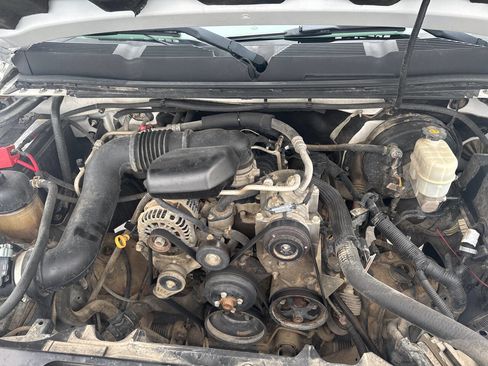 Used 2012 Chevrolet Silverado 1500 W/T RWD image 11