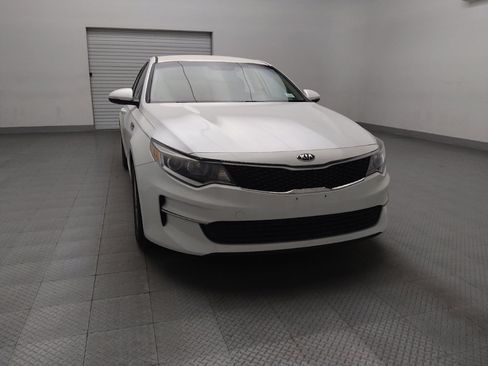 Used 2016 Kia Optima LX image 14