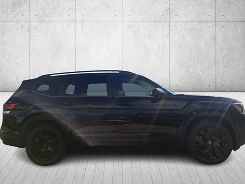 New 2026 Volkswagen Atlas SE FWD image 4