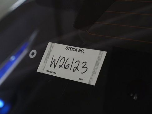 New 2026 BMW 740i xDrive image 32