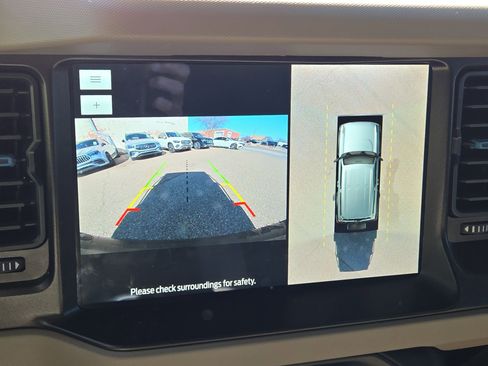 Used 2022 Ford Bronco Wildtrak image 18