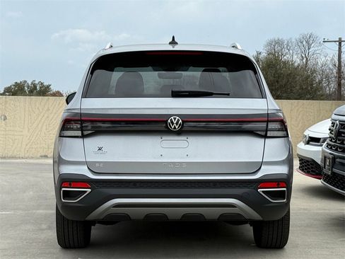 New 2025 Volkswagen Taos SE image 10