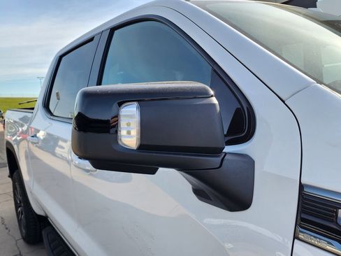 New 2026 GMC Sierra 1500 AT4 w/ AT4 Premium Package AWD/4WD image 12