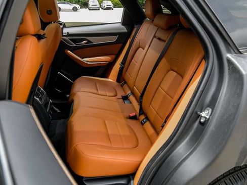 Used 2026 Jaguar F-PACE R-Dynamic S AWD/4WD image 46