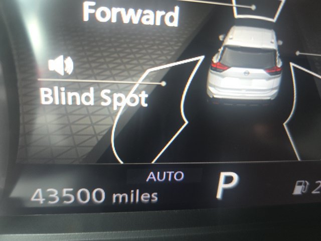 Used 2024 Nissan Rogue S AWD/4WD image 6