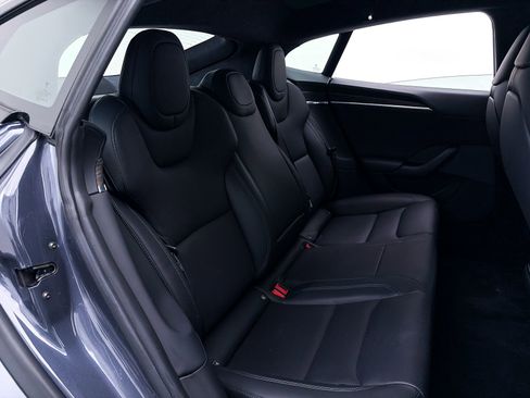 Used 2022 Tesla Model S image 30