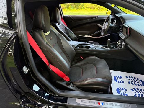 Used 2018 Chevrolet Camaro ZL1 RWD image 52