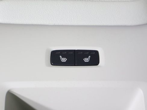 Used 2023 Volvo XC60 B5 Core w/ Climate Package image 22