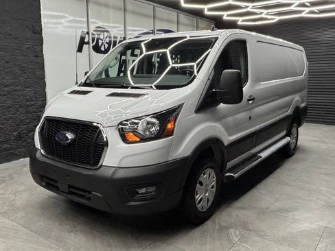 Used 2025 Ford Transit 250 Low Roof w/ Exterior Upgrade Package RWD image 2