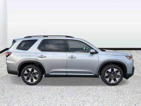 New 2026 Honda Pilot Elite image 2