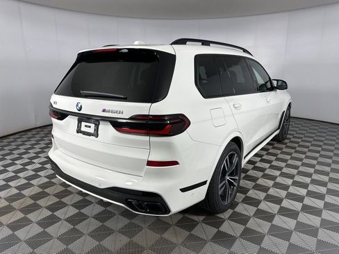New 2026 BMW X7 M60i AWD/4WD image 32
