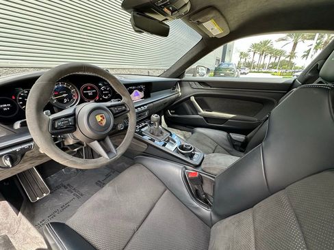 Used 2022 Porsche 911 GT3 image 4