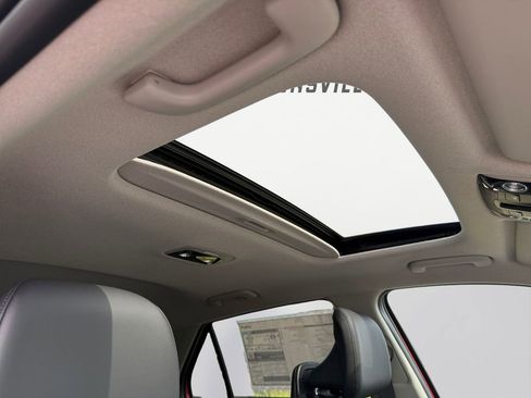 New 2025 Kia Niro EX Touring image 16