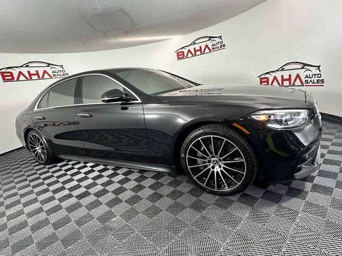 Used 2021 Mercedes-Benz S 580 4MATIC Sedan w/ AMG Line image 12