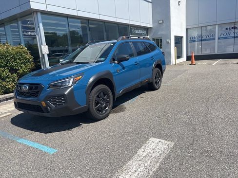 Certified 2024 Subaru Outback Wilderness AWD/4WD image 7