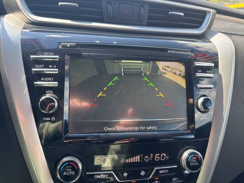 Used 2016 Nissan Murano SV w/ Premium Package AWD/4WD image 27