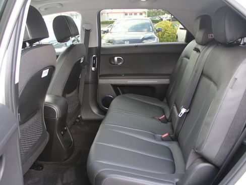 Used 2024 Hyundai Ioniq 5 Limited AWD/4WD image 12