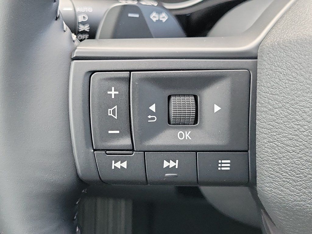 New 2026 Nissan Pathfinder SV FWD image 29