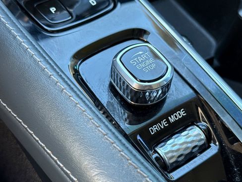 Used 2020 Volvo XC90 T8 Inscription w/ Protection Package Premier image 37