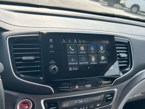 Used 2021 Honda Pilot EX image 22